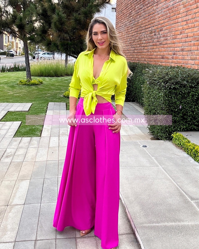 PANTALON PATA DE ELEFANTE CON BOLSAS 