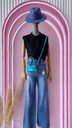 BLUSA CROP CON HOMBRERAS SATIN