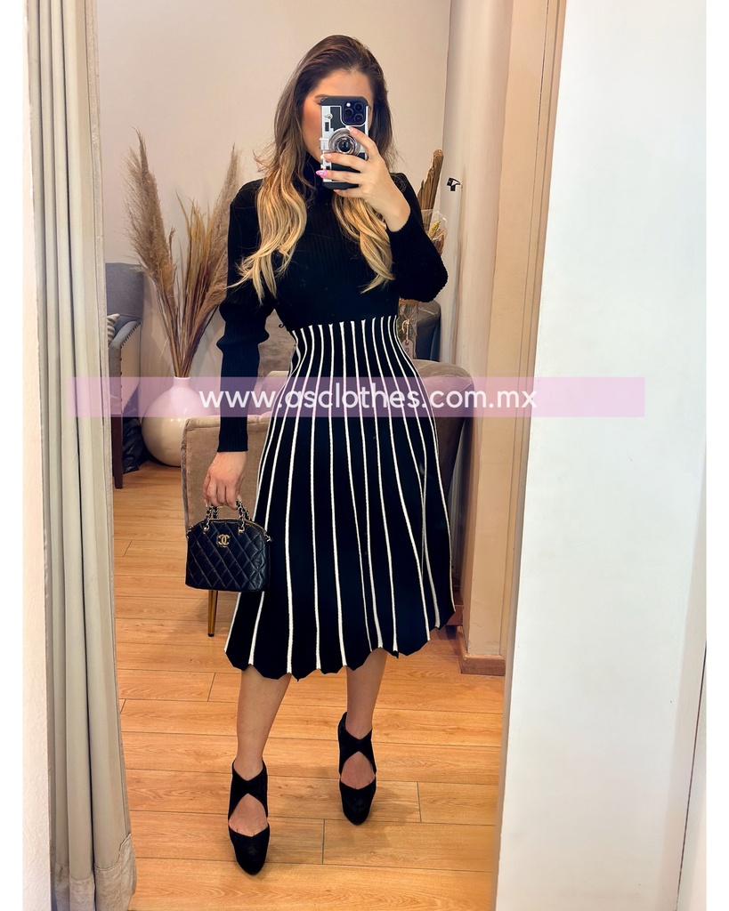 MIDIDRESS BICOLOR MANGA LARGA VOLADITO CON CUELLO ALTO