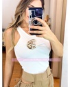 BLUSA CON MANO