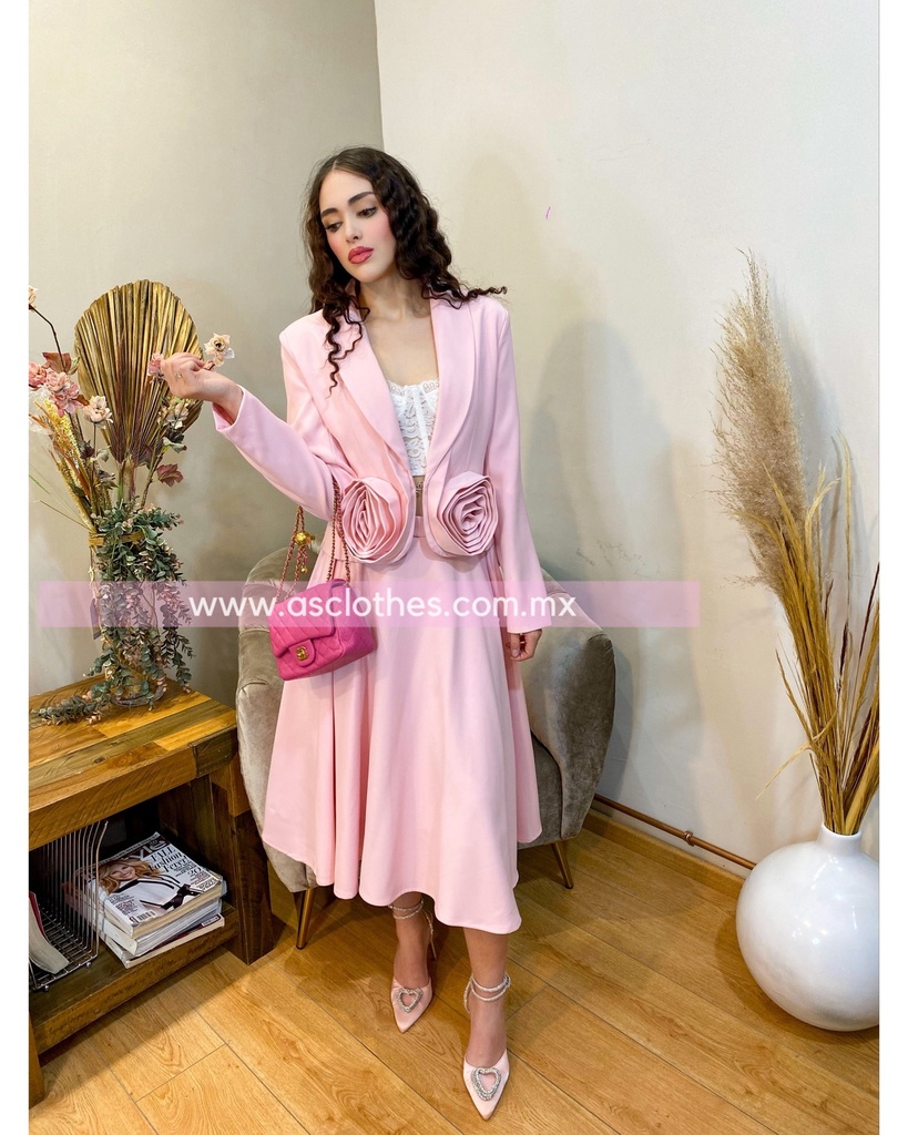 TRAJE FALDA MIDI CON SACO REMOLINOS 3D