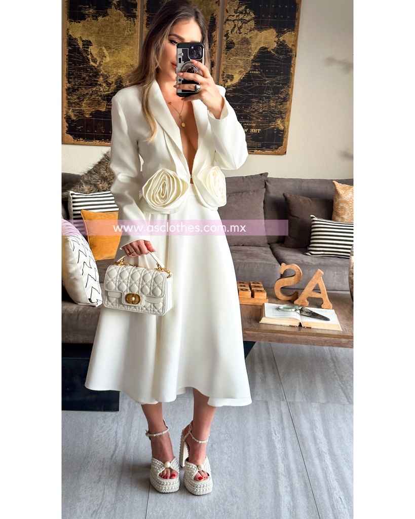 TRAJE FALDA MIDI CON SACO REMOLINOS 3D