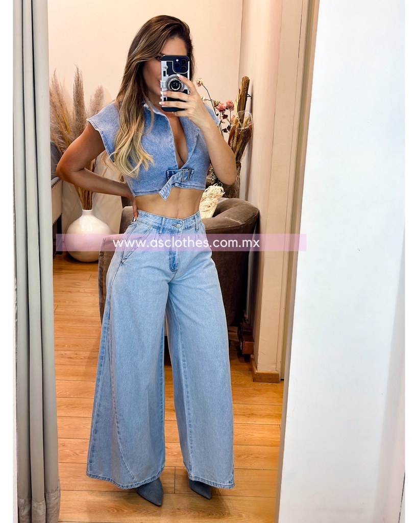 PANTALON A LA CINTURA PATA ELEFANTE MEZCLILLA