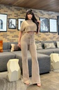 TRAJE PANTALON AGUJETAS