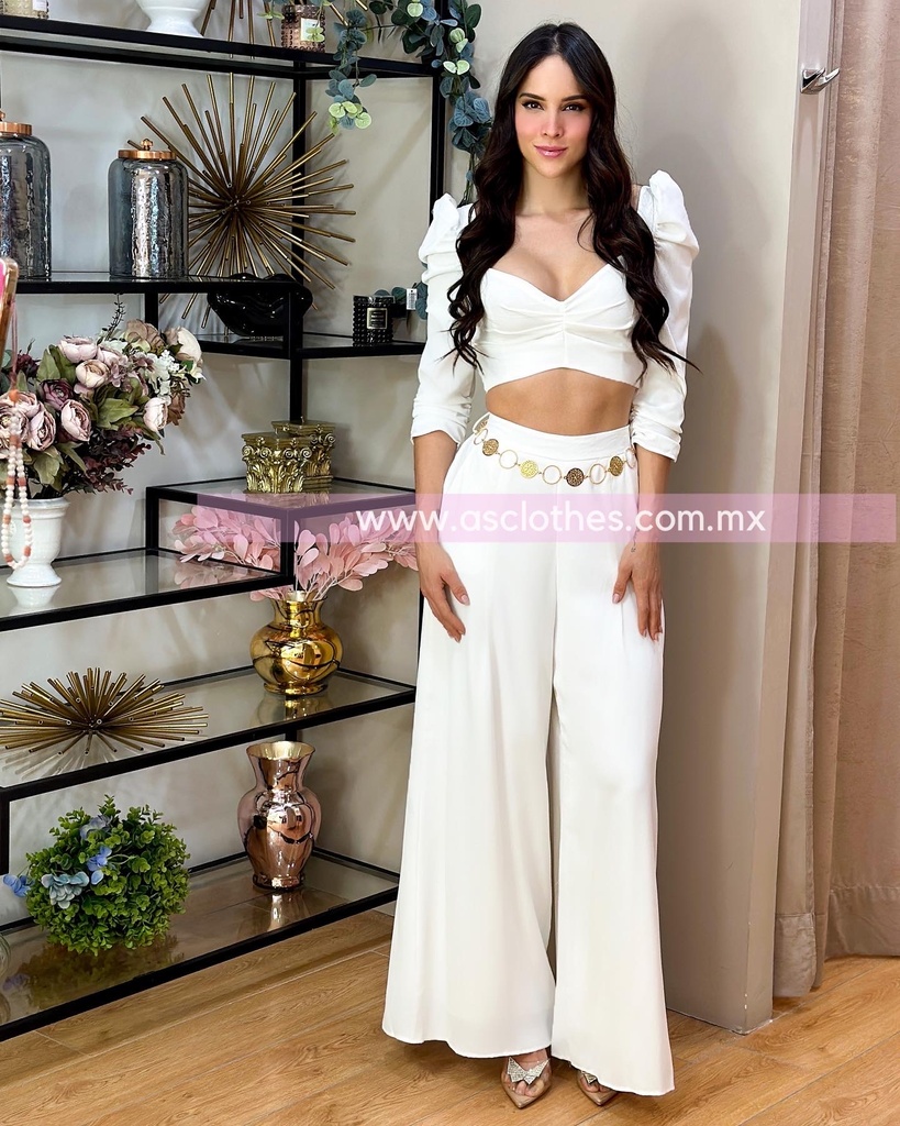 CONJUNTO PANTALON Y TOP DRAPEADO EN PECHO