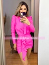 MIDI DRESS ESCOTE V CON RUFFLES ABAJO