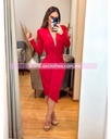 MIDI DRESS MANGA LARGA ESCOTE V DOBLADILLO AL FRENTE