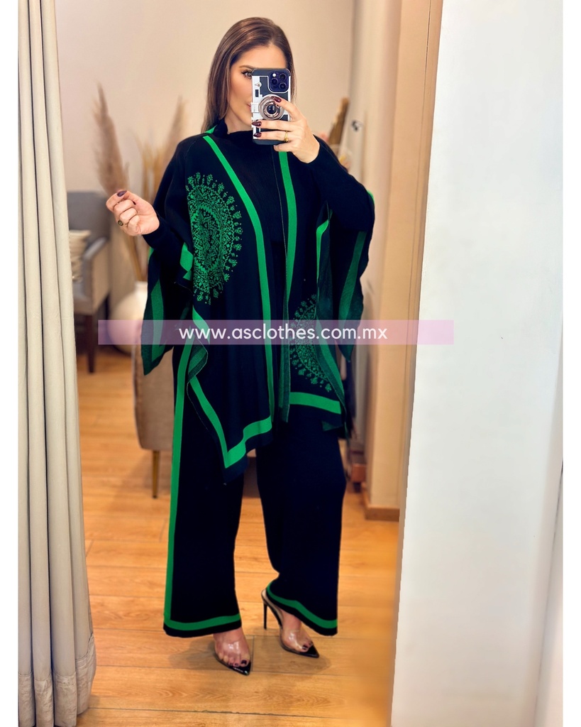 SET DE 3 PZS PANTALON, BLUSA Y CAPA 