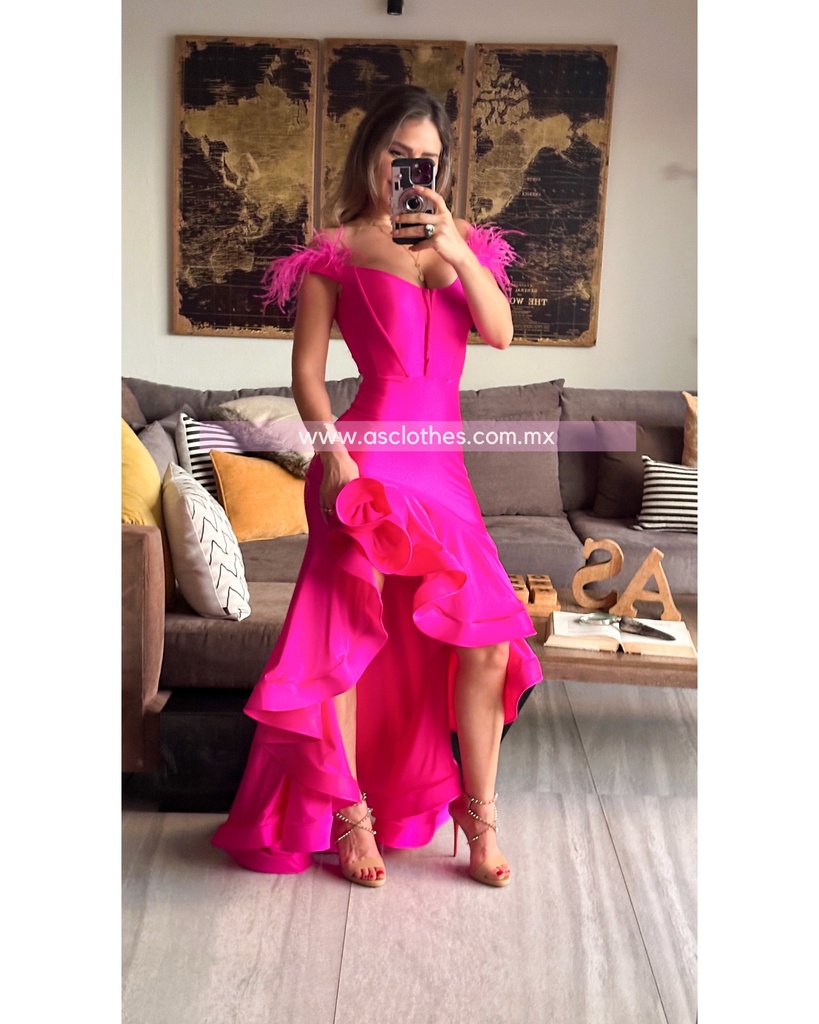 MAXI DRESS FIESTA PLUMAS EN HOMBROS