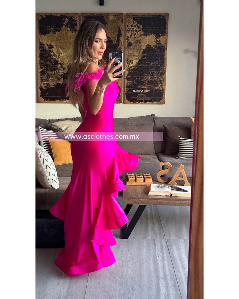 MAXI DRESS FIESTA PLUMAS EN HOMBROS