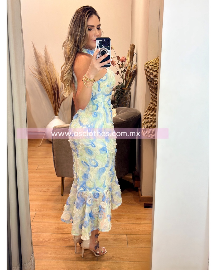 MIDI DRESS ASIMETRICO FLORES RESALTADAS