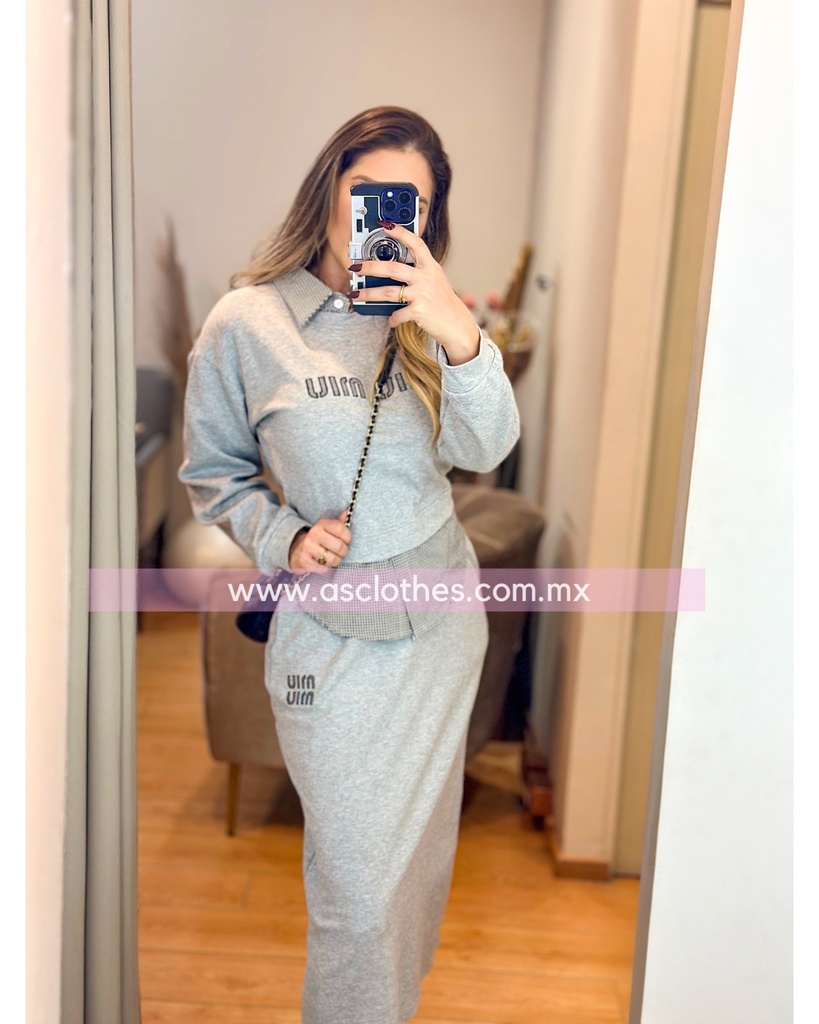 SET DE FALDA Y BLUSA TIPO SUDADERA MIU 