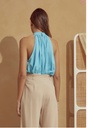Blusa con collar en cuello