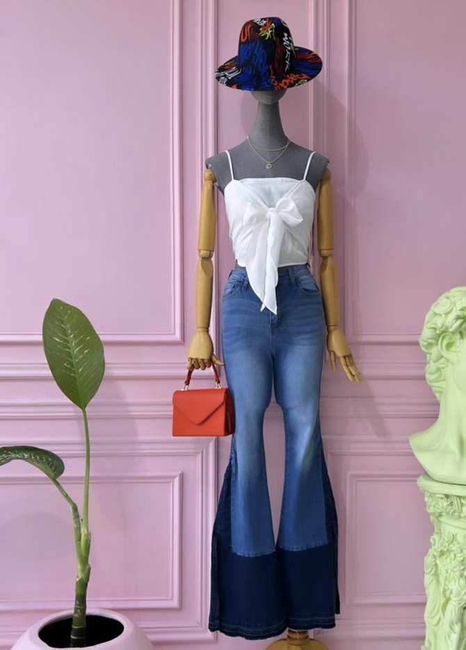 BLUSA TIRANTE CON MOÑO AL FRENTE