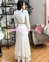 MAXI DRESS TABLONES CON CINTO Y ENCAJE EN MANGAS