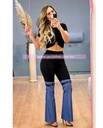 BLUSA CROP CON ARGOLLA PECHO