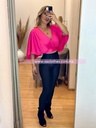 BLUSA CROP ESCOTE V MANGAS OLGADA TELA SATIN