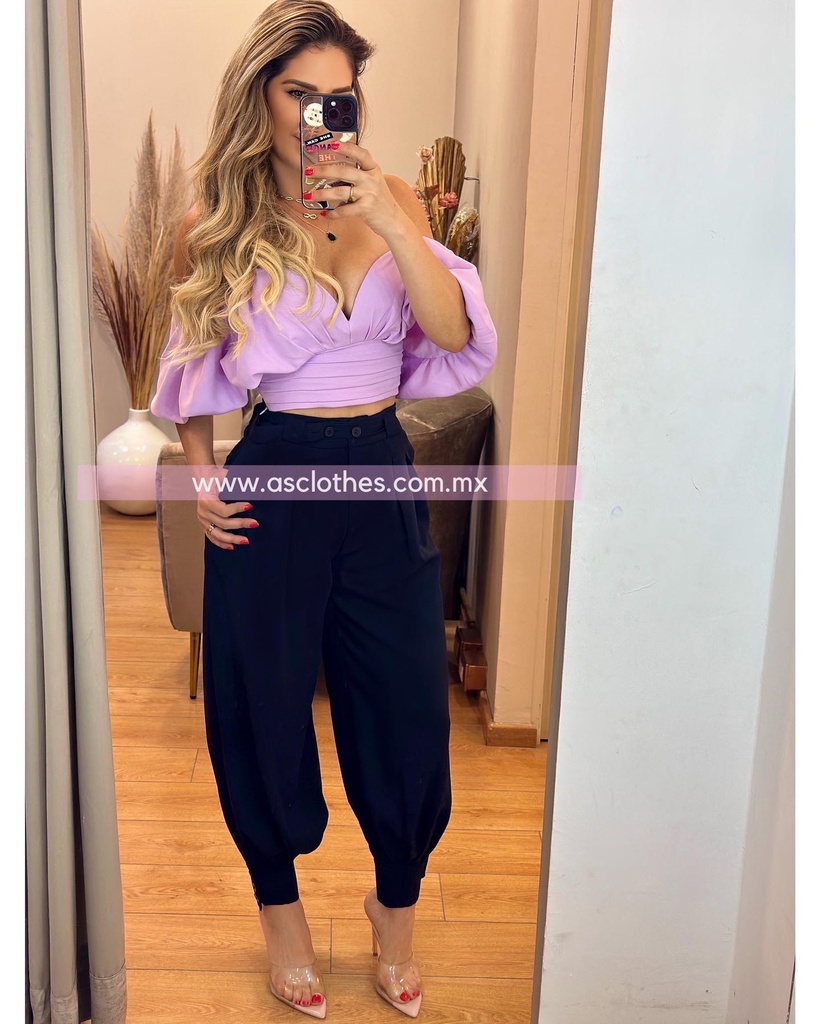 BLUSA DRAPEADA HOMBROS CAIDOS CON TIRANTES