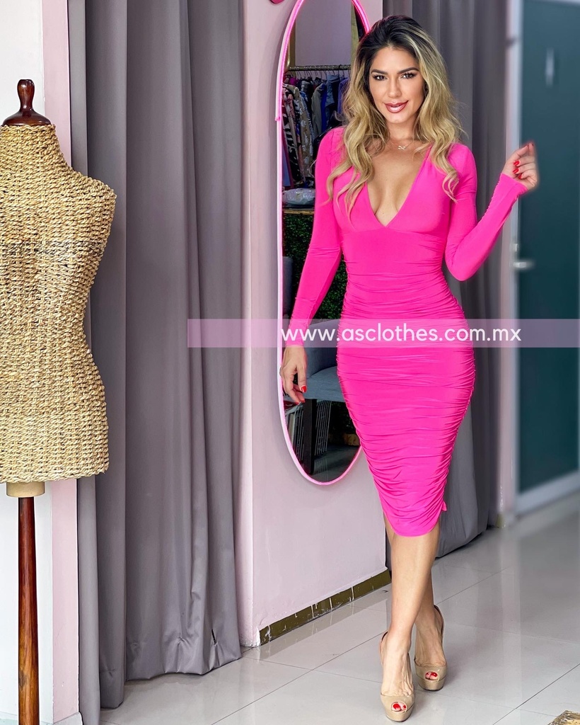 MIDI DRESS DRAPEADO ESCOTE V MANGA LARGA