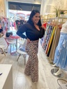 PANTALON CORTE RECTO BOLSAS TRASERAS