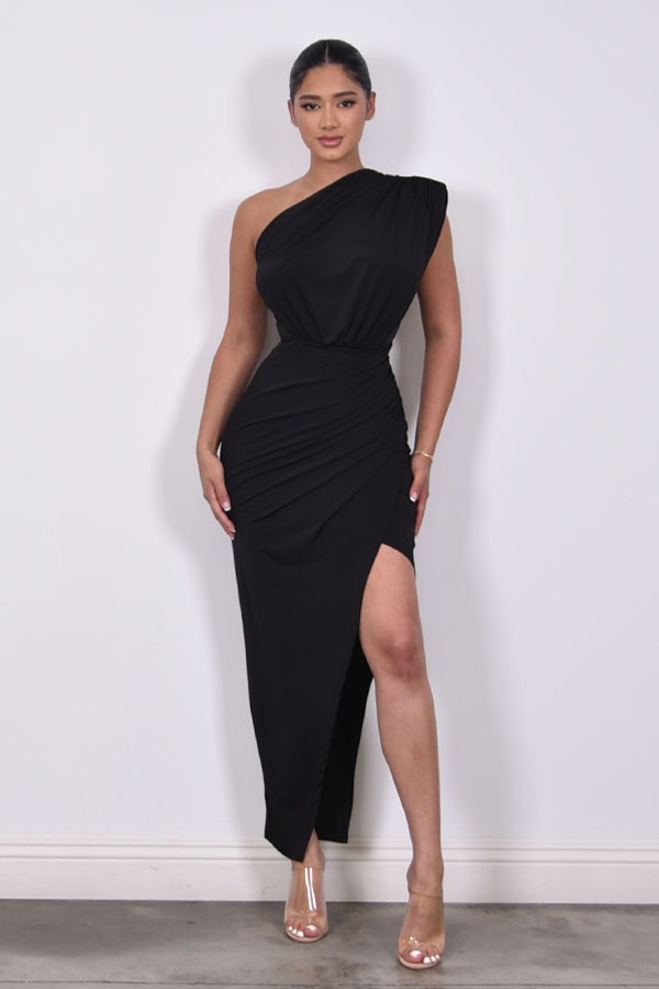 MAXI DRESS ASIMETRICO UN HOMBRO ABIERTO DE PIERNA