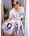 MINI DRES VOLADITO  ESTAMPADO GATITO MANGA LARGA  CON CINTO 
