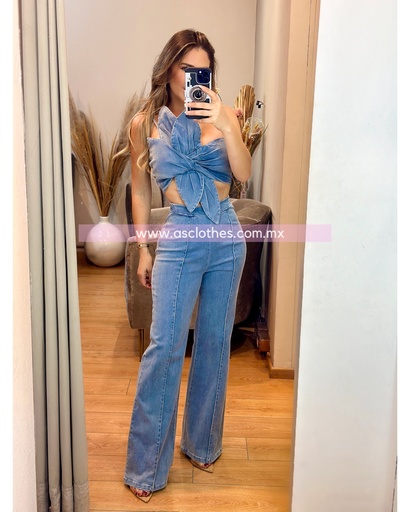 CONJUNTO DE PANTALON Y TOP DE FLOR