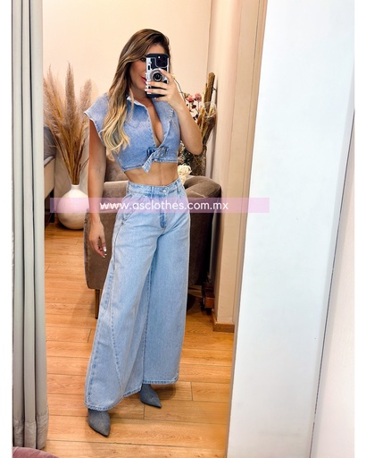 PANTALON A LA CINTURA PATA ELEFANTE MEZCLILLA