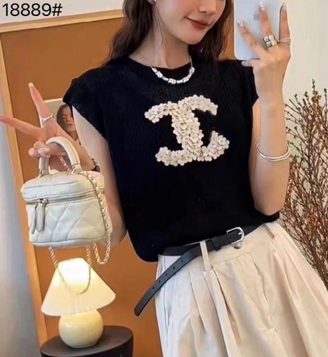 [18889] BLUSA SIN MANGAS CON DETALLE CHANL AL FRENTE
