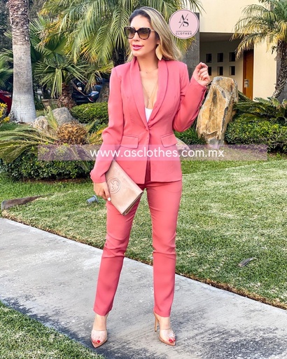 TRAJE SASTRE