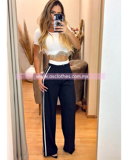 BLUSA CROP CON PIEDRAS 