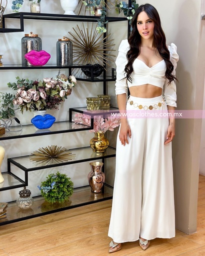 CONJUNTO PANTALON Y TOP DRAPEADO EN PECHO