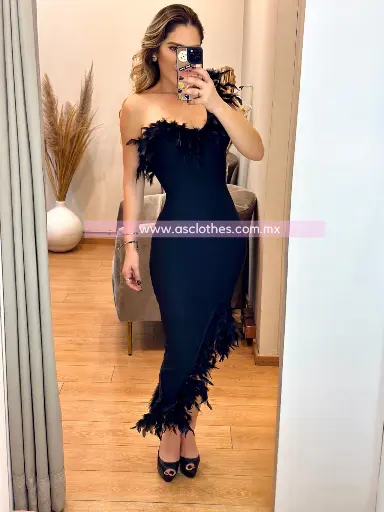 VESTIDO MIDI BANDAGE CON PLUMAS