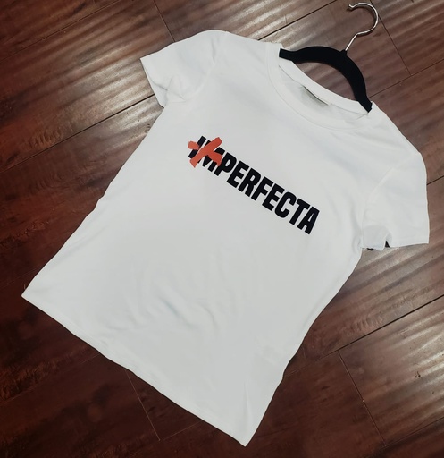 PLAYERA LETRAS PERFECTA