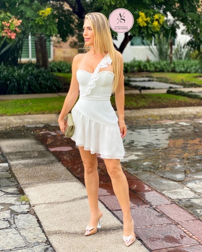 VESTIDO OLANES CON UN TIRANTE