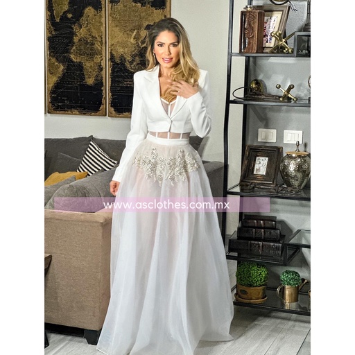 MAXI DRESS CON APLICACIONES BORDADO Y CON SACO 
