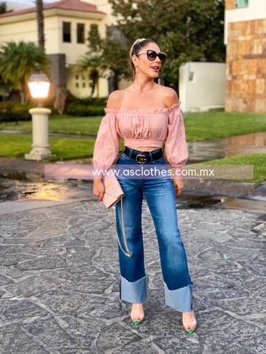 BLUSA CROP A LOS HOMBROS