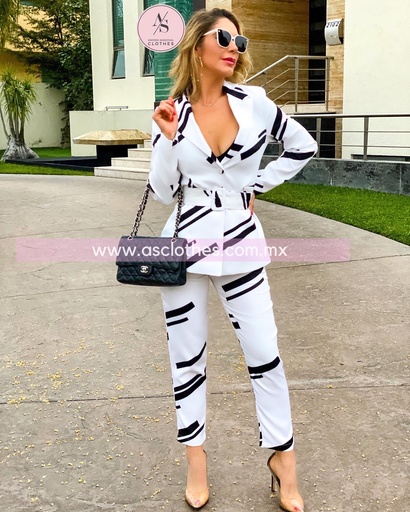 CONJUNTO SACO/PANTALON 